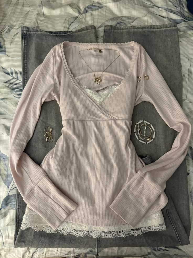 Soft Girl Custom Bundle- Large Package ($110 AUD)
